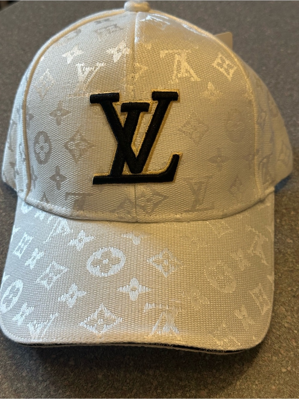 Buyers choice hats - Picture 11 of 16
